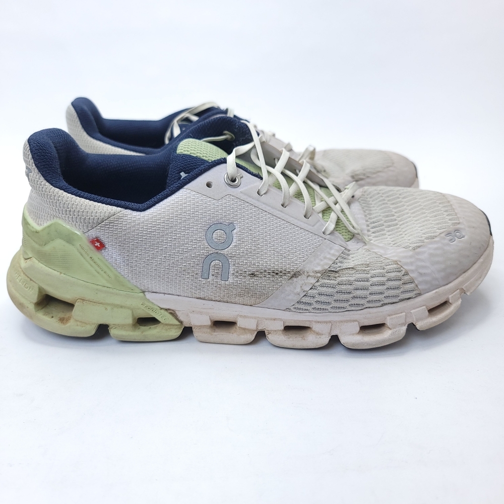 ONcloud Women's Cloudflyer Running Shoes Sneakers Lavender/Meadow Sz 9.5